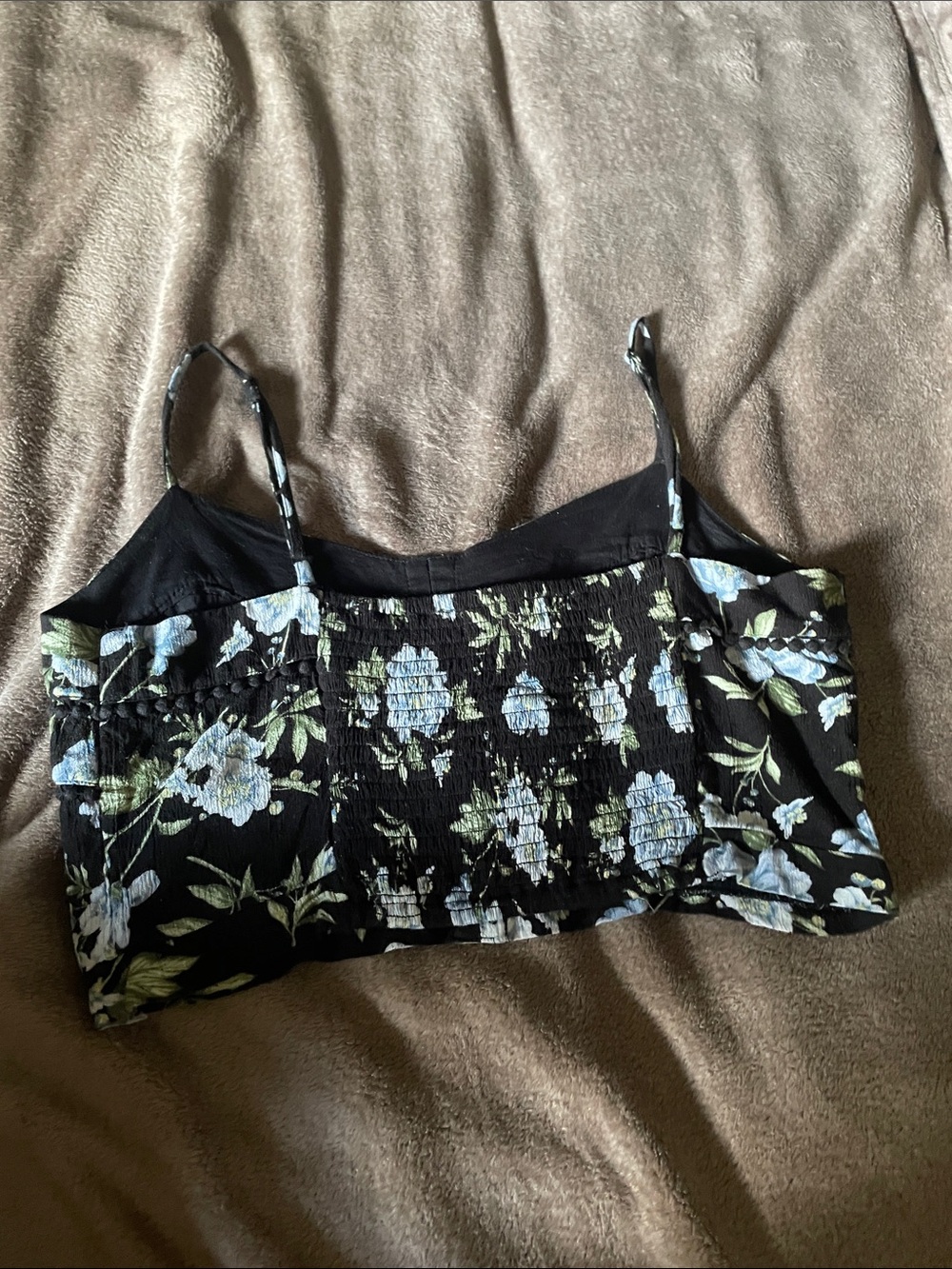 American Eagle Outfitters Black Floral Two-Piece Set with Light Blue Blooms - Picture 8 of 8